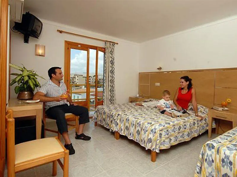 Hotel Bellavista Кала Ратьяда